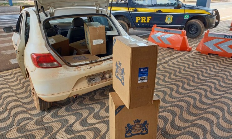 PRF em Rondonópolis/MT apreende carga de cigarros contrabandeados do Paraguay 1