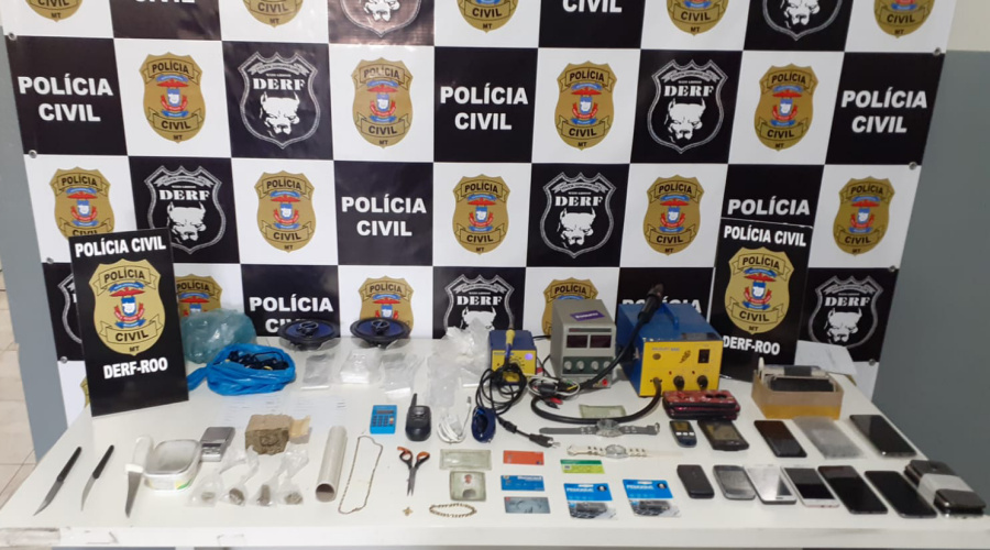 Derf prende indivíduo por tráfico e receptação e prende a mãe por injúria racial,desacato e ameaça 1