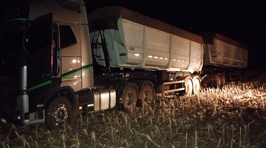 PM recupera carreta em região rural de Itiquira após ter sido roubada em Rondonópolis 1