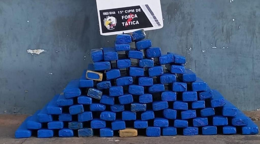 Força Tática apreende 81 tabletes de maconha e prende dupla por tráfico em Várzea Grande 1