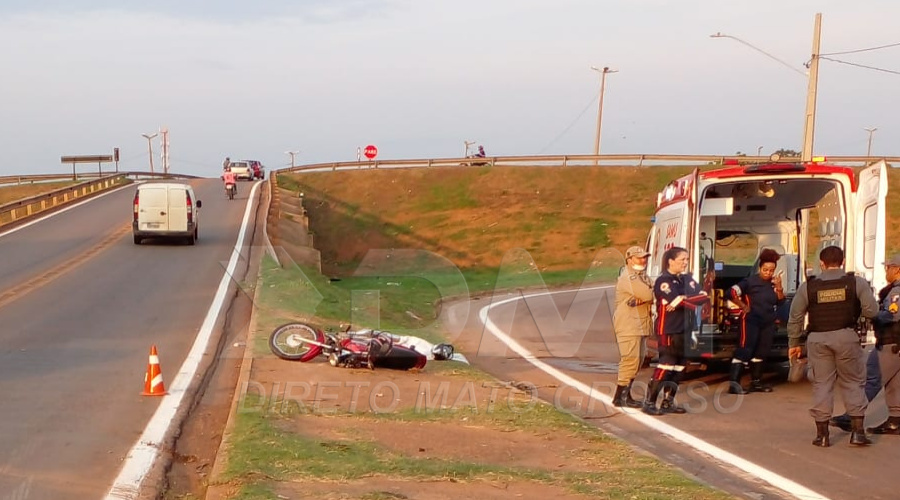 Mulher morre em acidente com moto ao retornar do trabalho 1