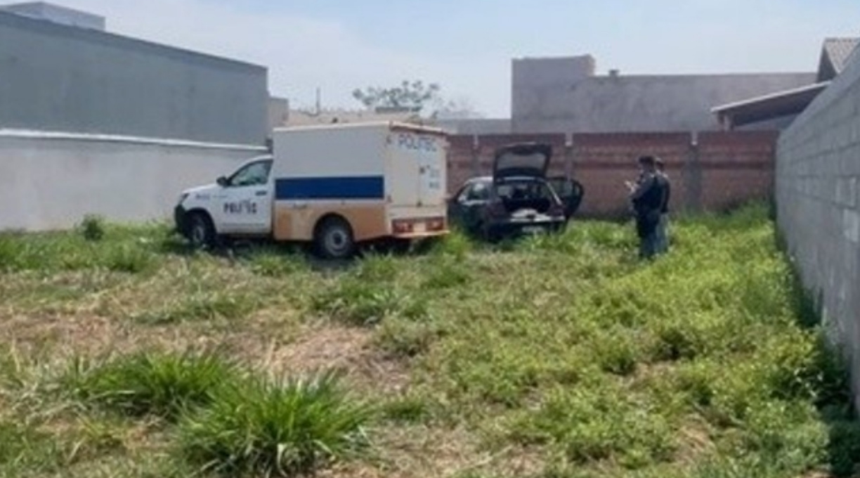 Corpo de homem com pés e mãos amarrados e perfurações de faca é encontrado no porta-malas de um veículo em Sinop 1
