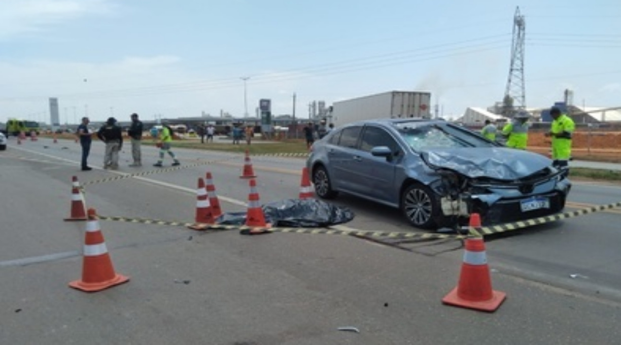 Mulher em motocicleta morre ao ser vítima de uma colisão de alto impacto na BR-163, em Sinop 1