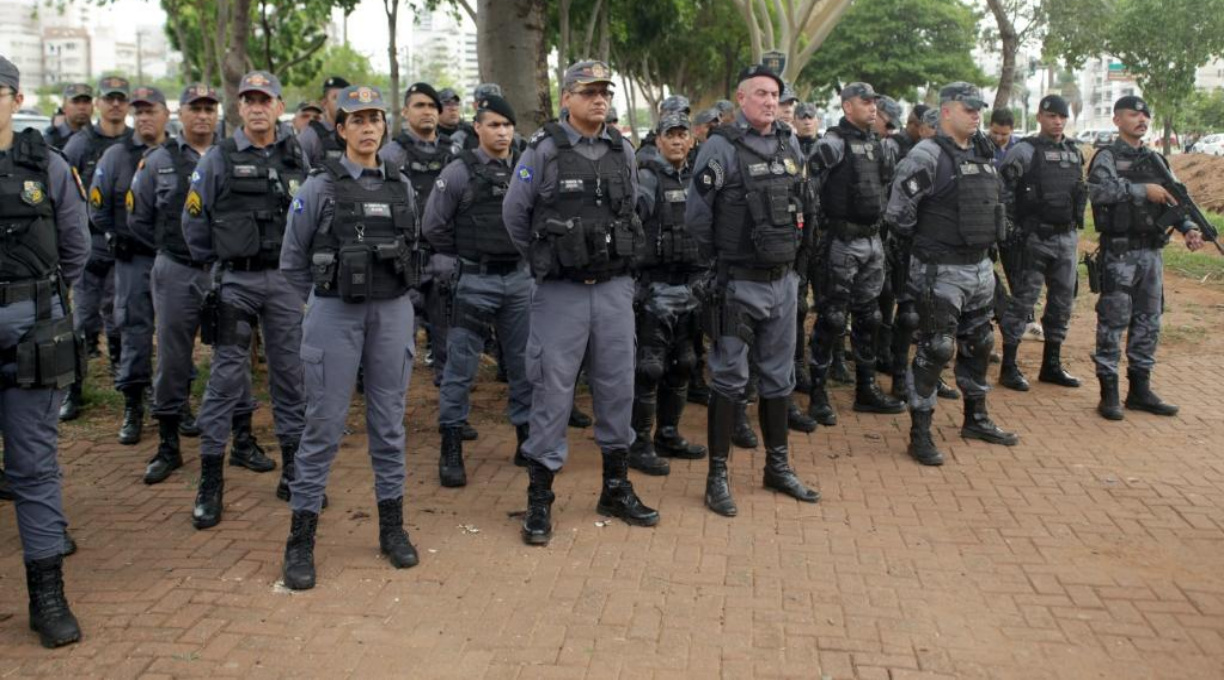 PM conduz 422 pessoas e apreende 490 quilos de drogas na primeira edição de operação 1