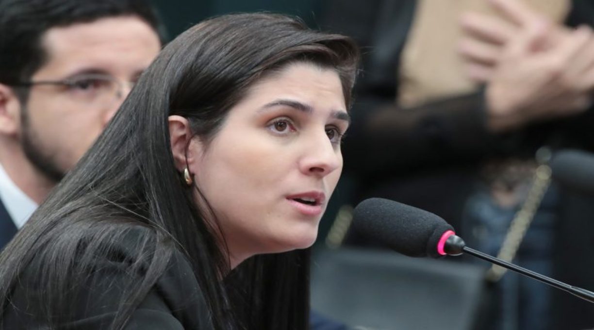 CCJ aprova admissibilidade de proposta que garante direito à vida para fetos e impede aborto legal Fonte: Agência Câmara de Notícias 1
