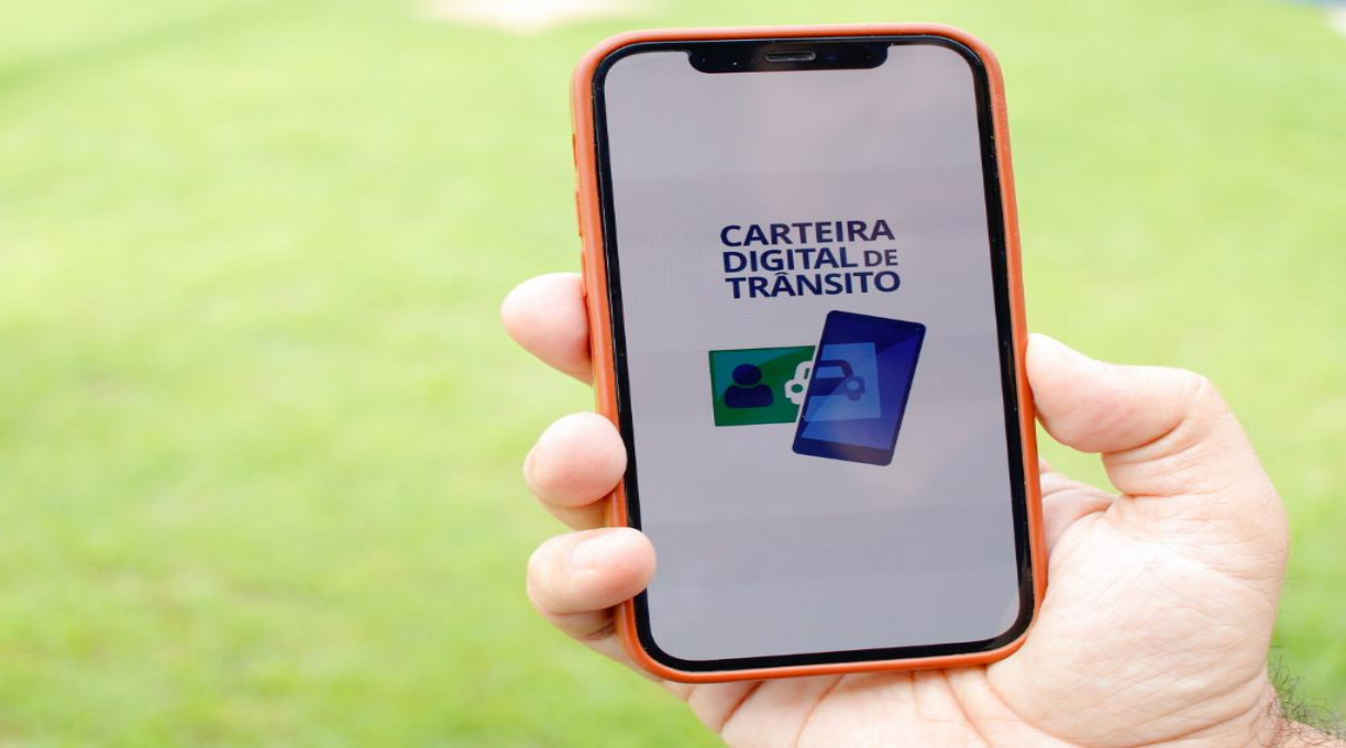 Mais de 145 mil motoristas podem obter até 40% de desconto em multas com Sistema de Notificação Eletrônica 1