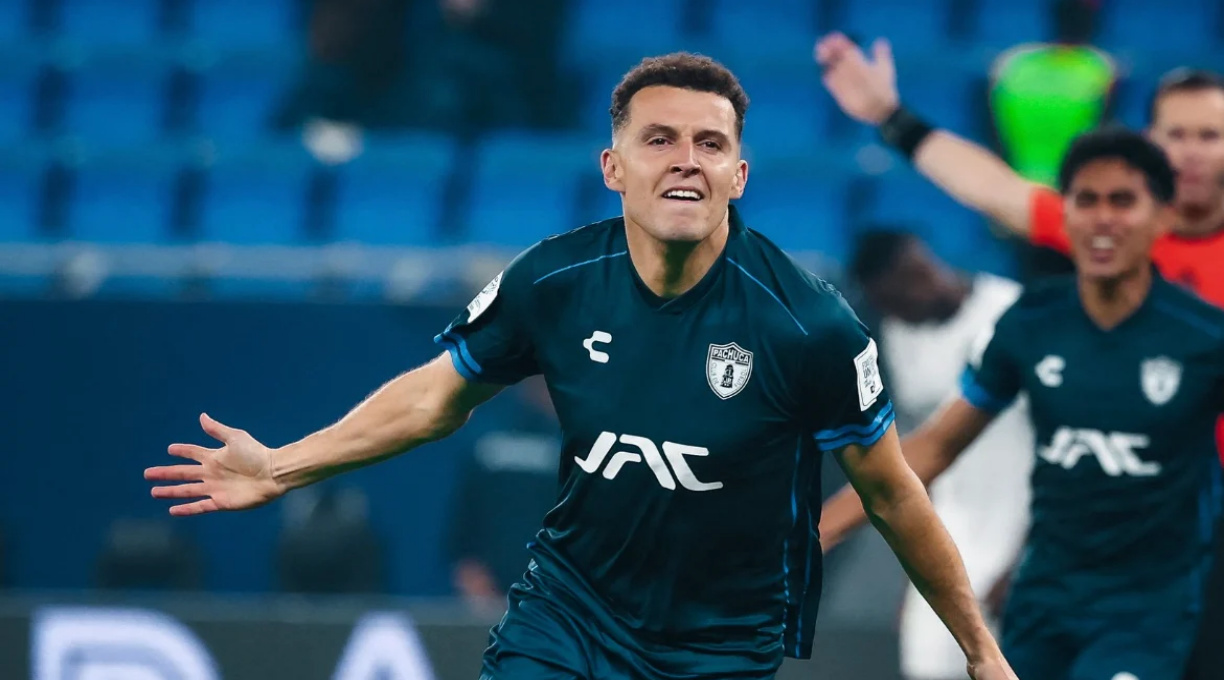 Botafogo leva 3 do Pachuca e cai no Intercontinental 1