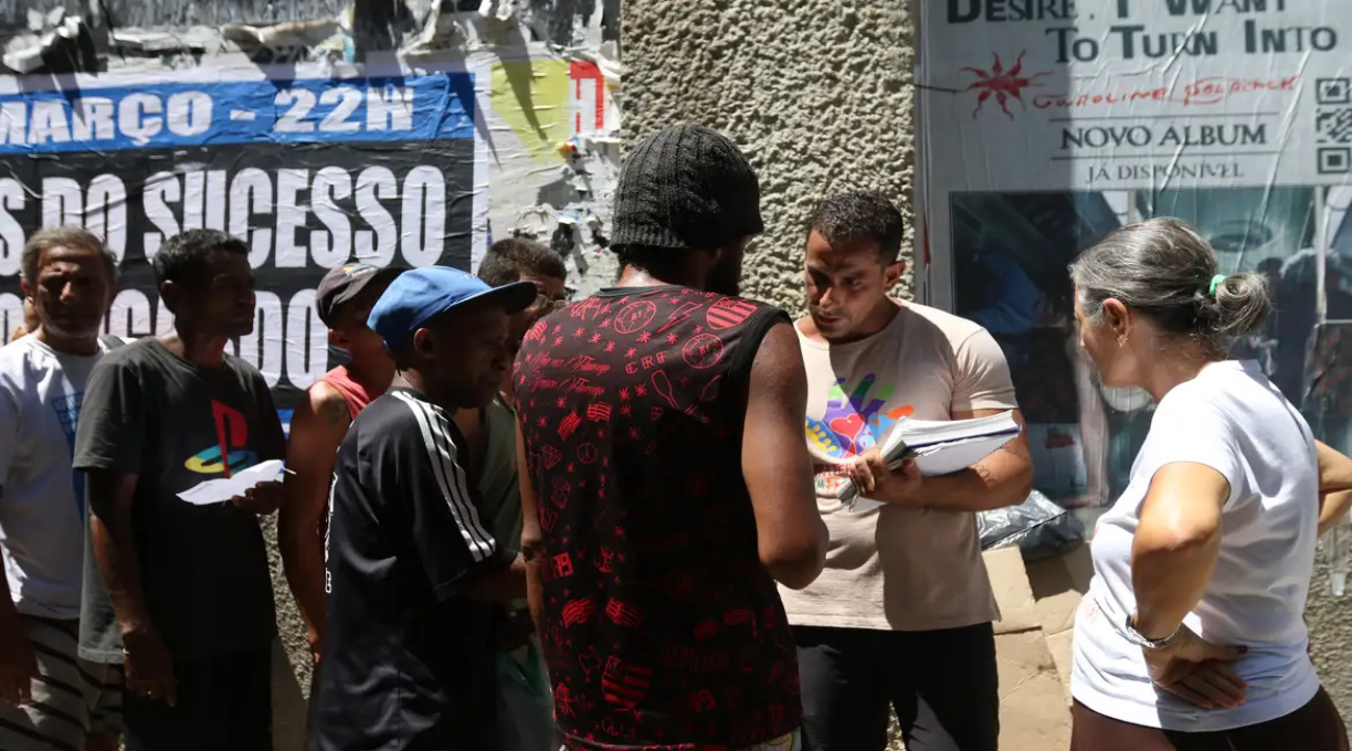 População em situação de rua soma 308 mil pessoas no país, diz estudo 1