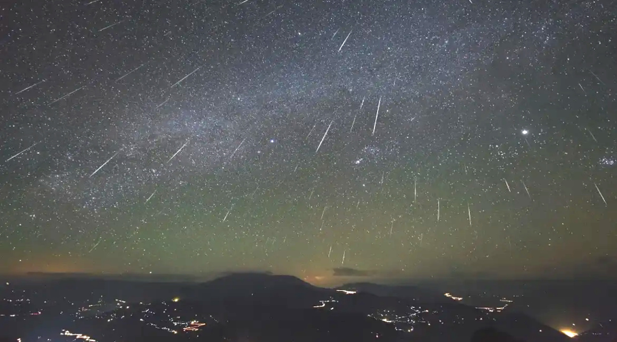 Última grande chuva de meteoros do ano ocorre na noite desta sexta 1