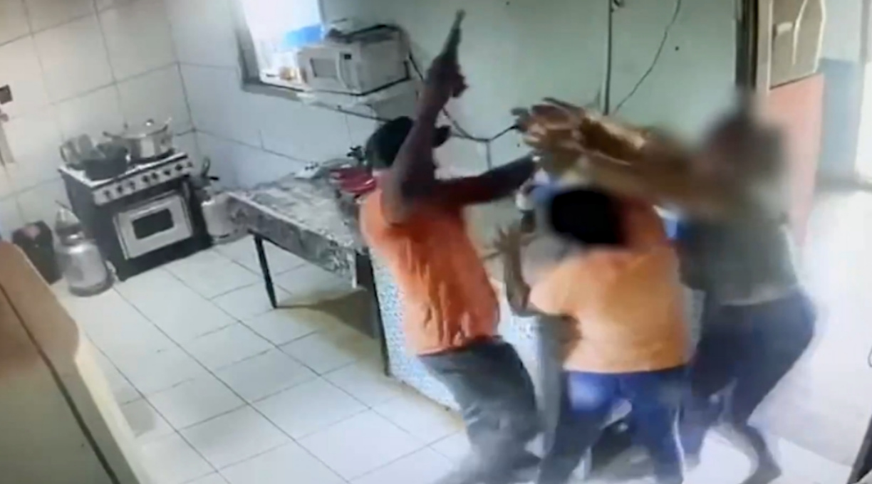 Tentativa de feminicídio em Rondonópolis é flagrada por câmeras de monitoramento 1