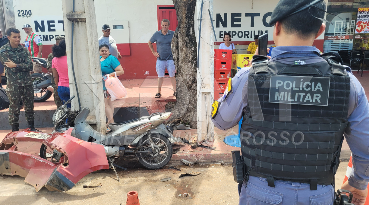Motorista deixa o local após causar um acidente que resultou em uma mulher ferida na avenida Goiânia 1