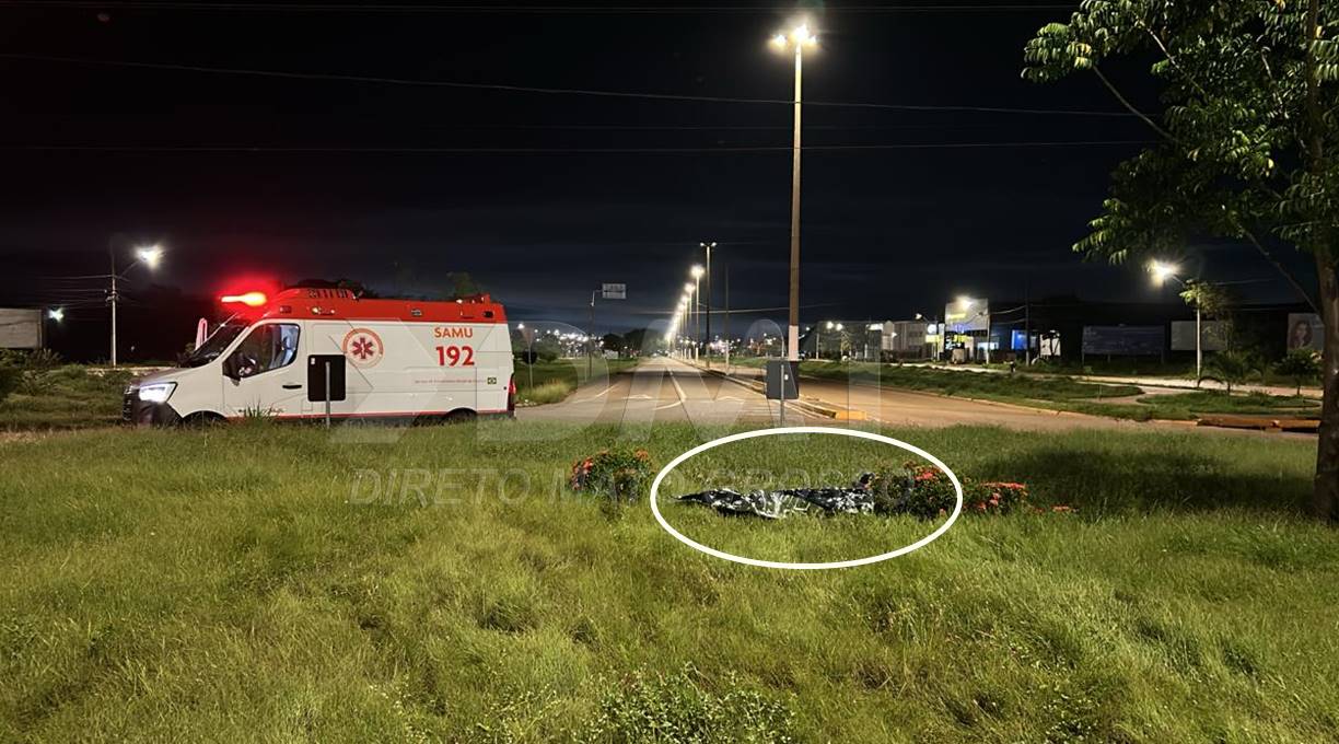 Motociclista de 55 anos morre após 'rampar' a rotatória na Avenida dos Estudantes 1