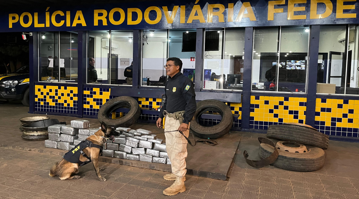 Motorista é preso pela PRF em Rondonópolis ao ser flagrado transportando entorpecentes nos pneus de caminhão 1