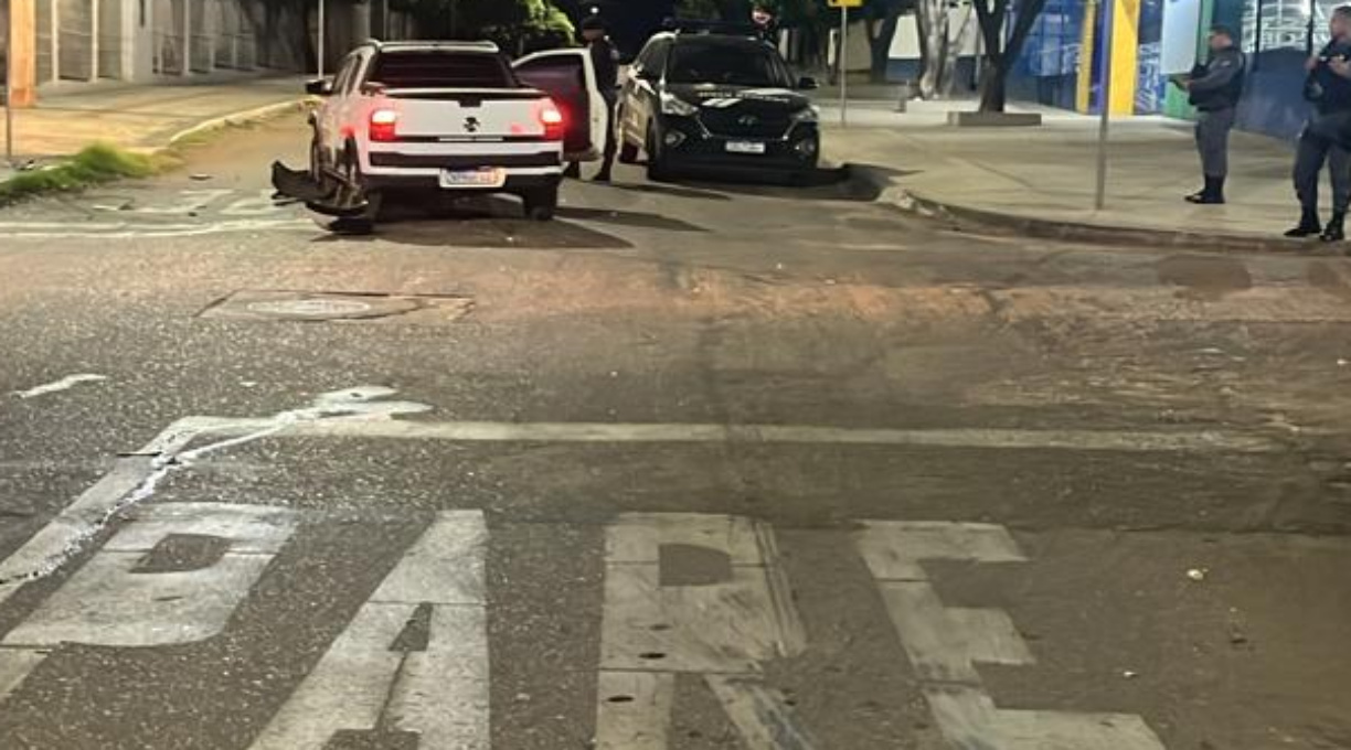 Adolescente de 16 anos morre em grave colisão entre uma moto e um Saveiro Cross no Parque Universitário 1
