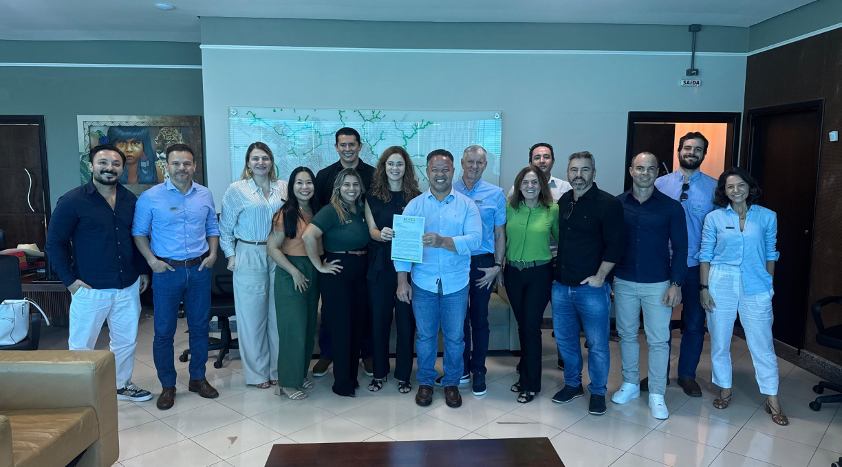 Prefeito garante parceria com ACIR e setor produtivo 1