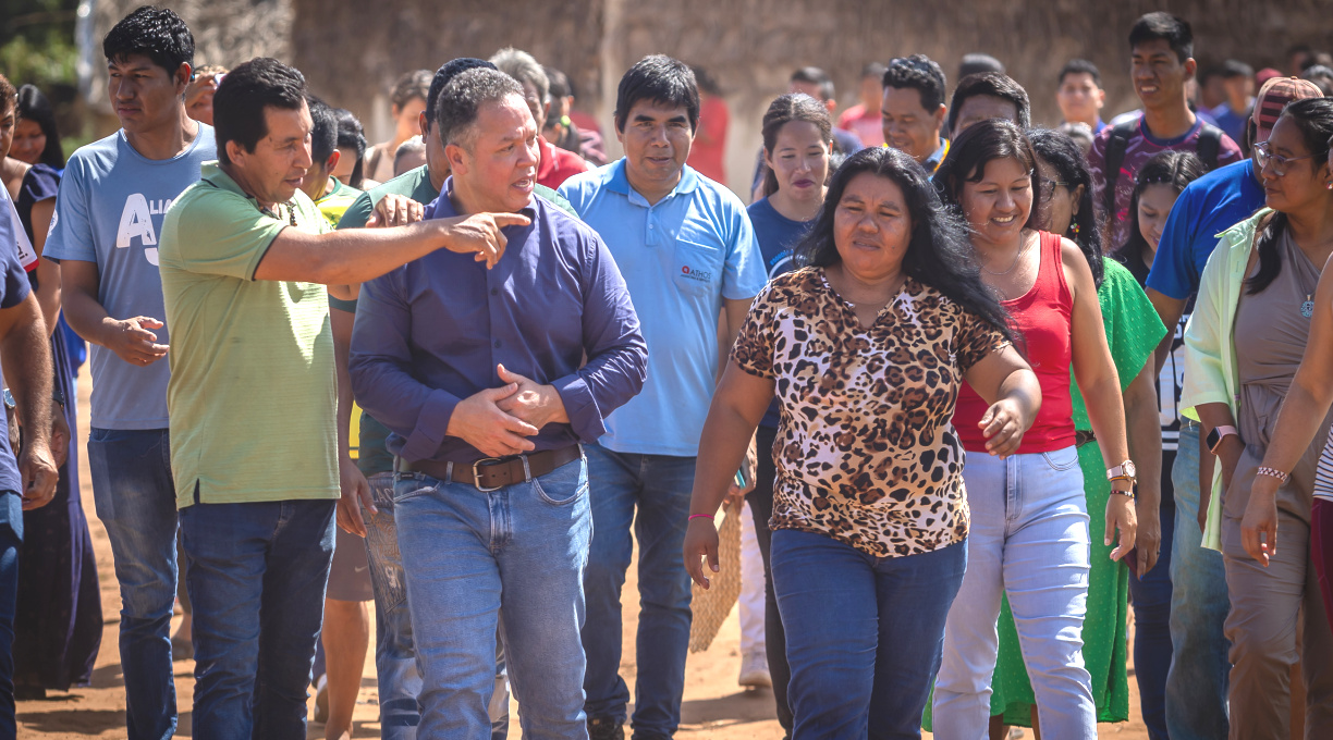 Prefeito visita aldeia Tadarimana e garante melhorias 1