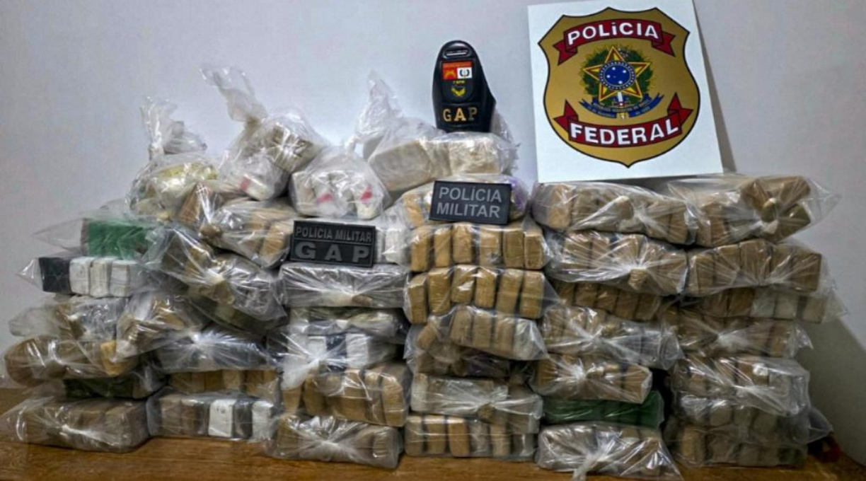PM e PF apreendem 233 quilos de drogas durante ação conjunta em General Carneiro 1