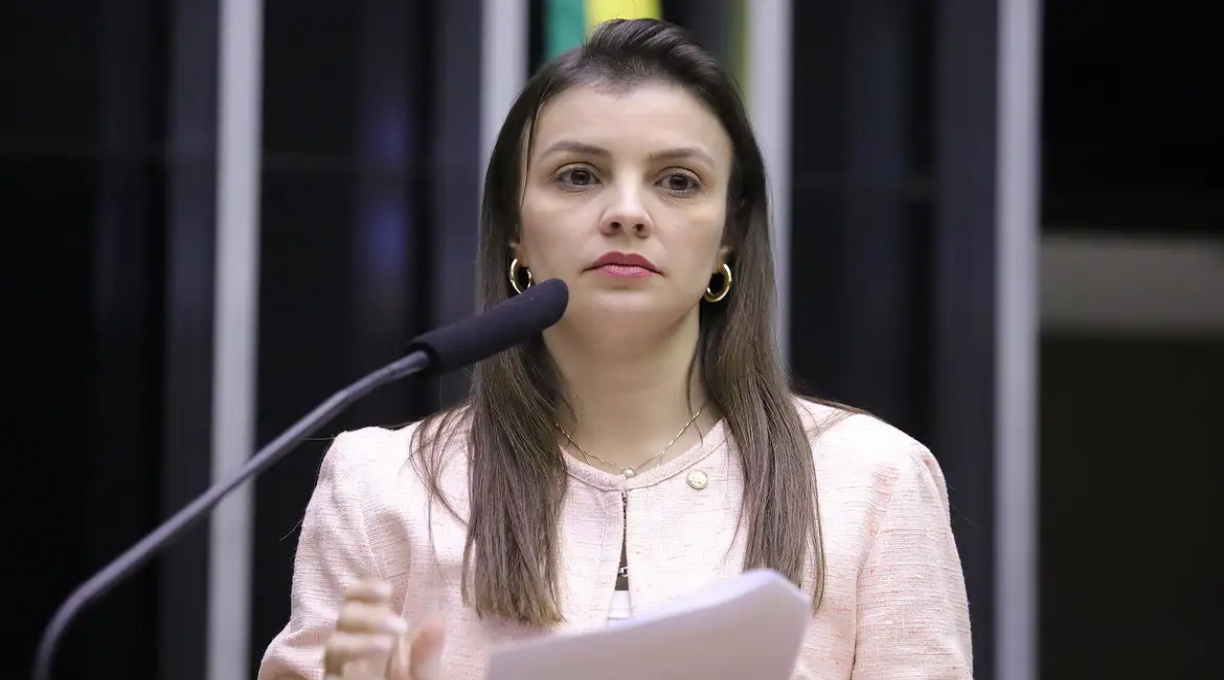 Deputada federal acusa marido de agressões físicas e psicológicas 1