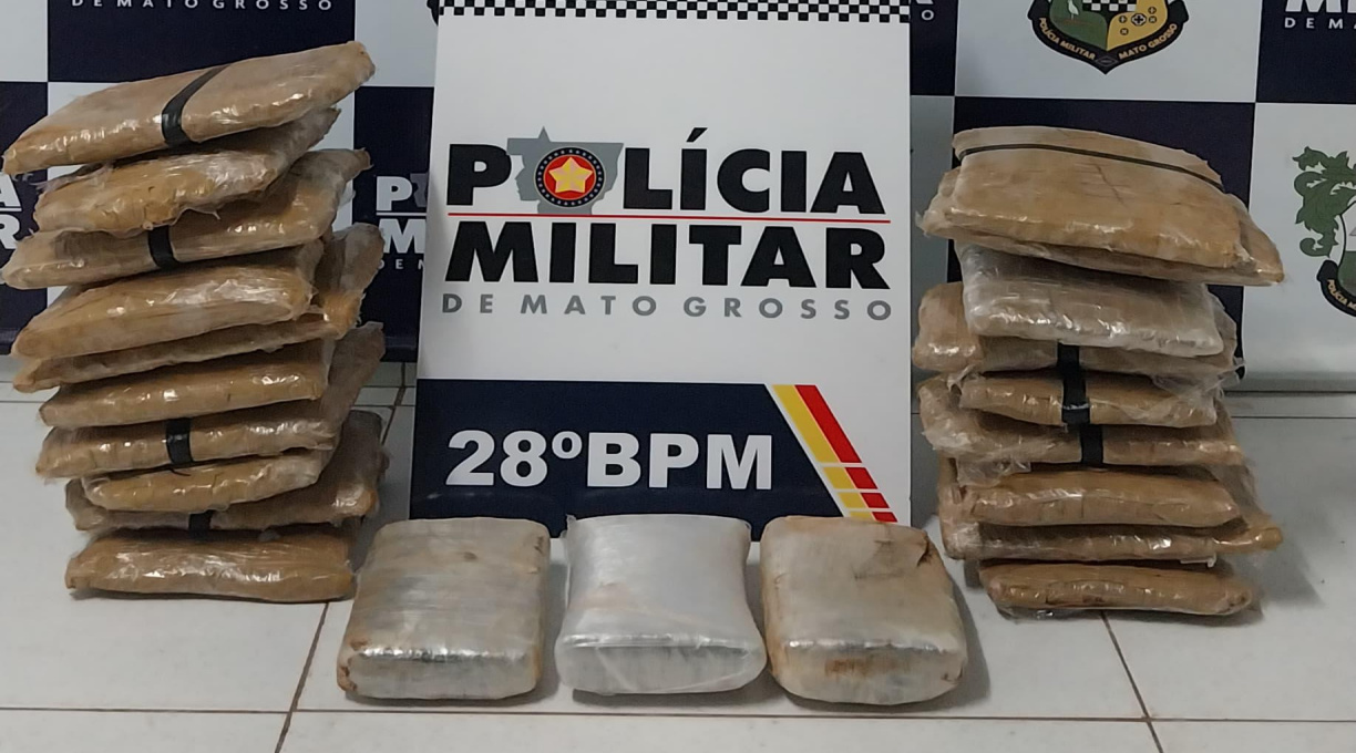 PM de jaciara apreende mais 22 tabletes de maconha em carreta que tombou na BR-364 1