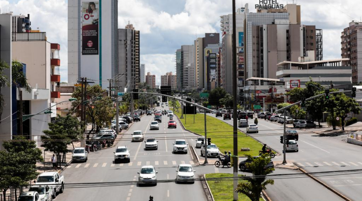 IPVA de veículos com placas finais 8,9 e 0 deve ser pago até 30 de maio 2