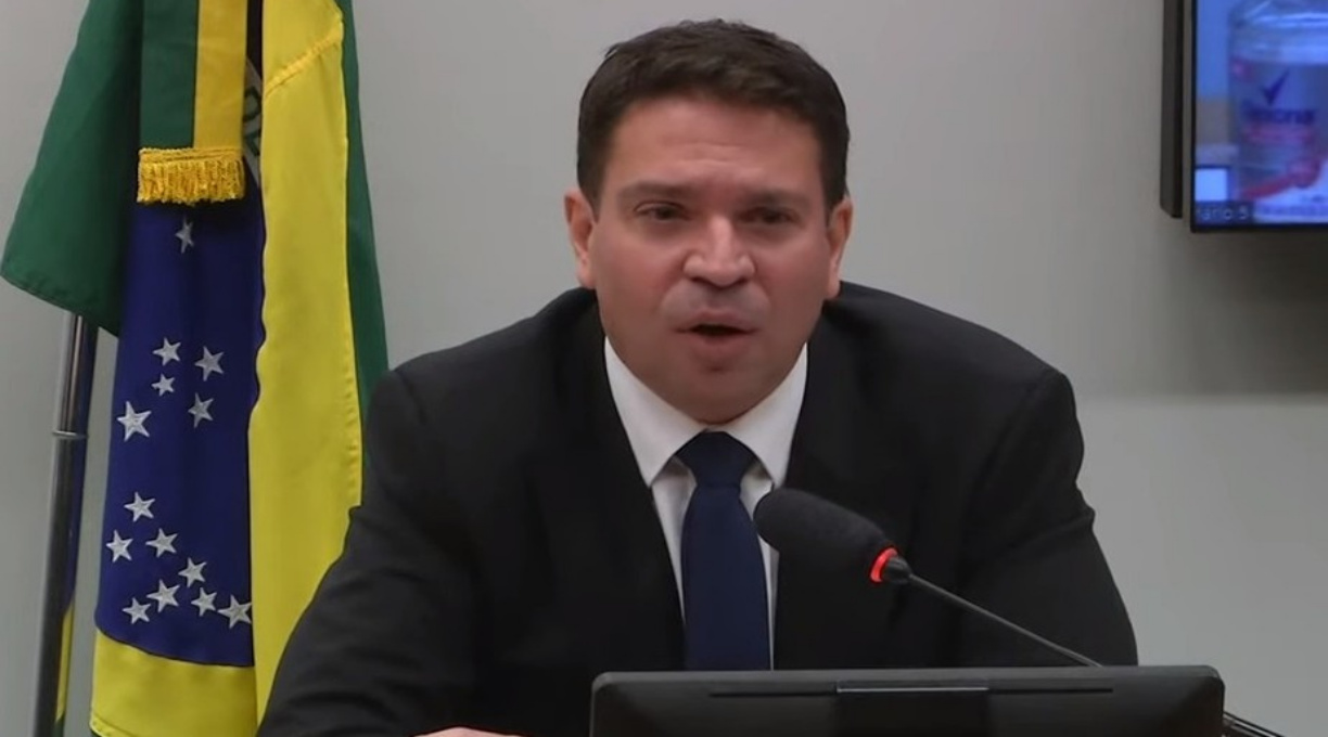 Câmara aprova suspensão de ação penal no STF sobre golpe e pode beneficiar Bolsonaro 1