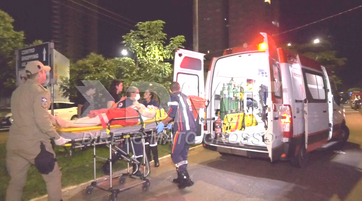 Jovem é atropelada por motociclista nas imediações do shopping no momento que atravessava avenida 1