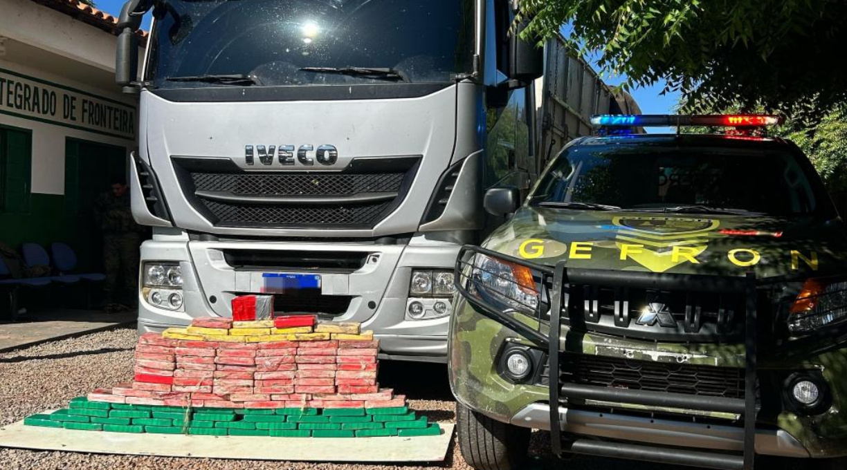 Gefron apreende 105 quilos de cocaína e provoca prejuízo de R$ 3,2 milhões às facções criminosas 1