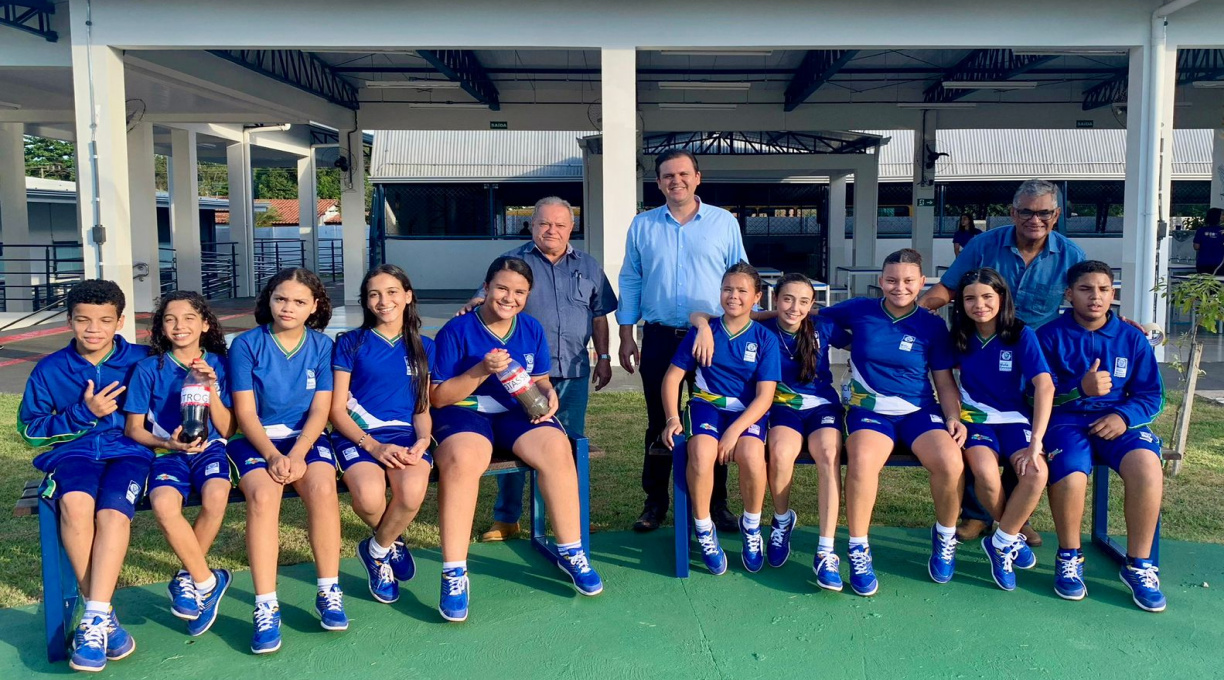 Governador Mauro Mendes e Deputado Thiago Silva entregam nova escola para comunidade do Boa Vista 2