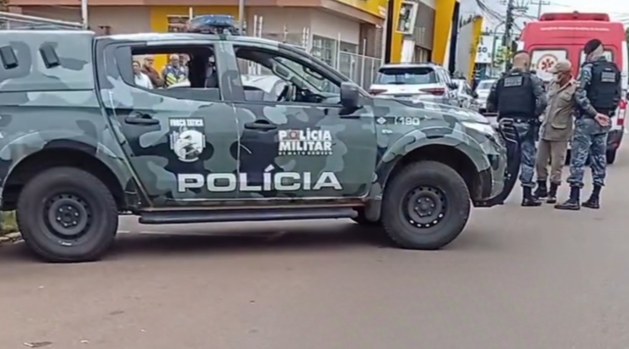Casal em moto é detido pela Força Tática após fugir da guarnição e atropelar pedestre 5