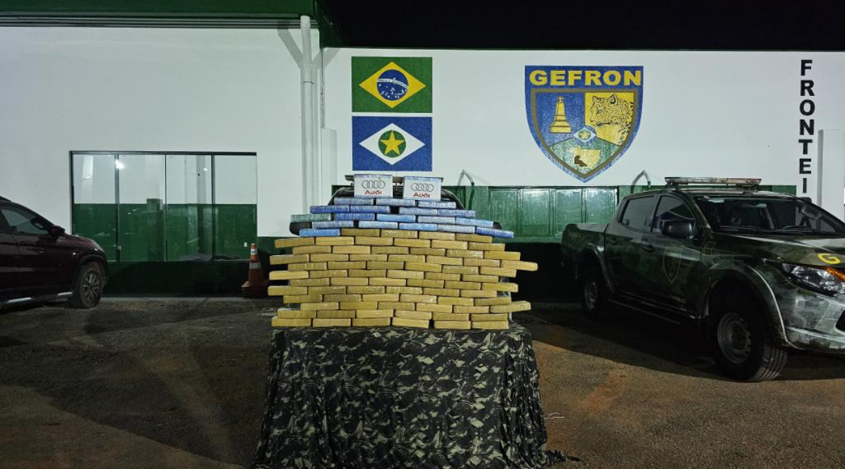 Gefron apreende 146 quilos de cocaína e causa prejuízo de R$ 2,8 milhões às facções criminosas 5
