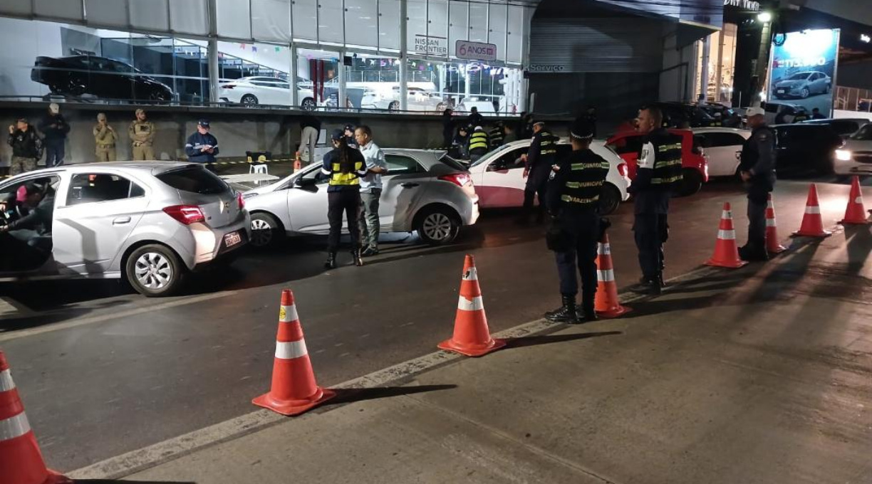 Operação Lei Seca resulta em seis autuações criminais e remoção de 40 veículos em Várzea Grande 1