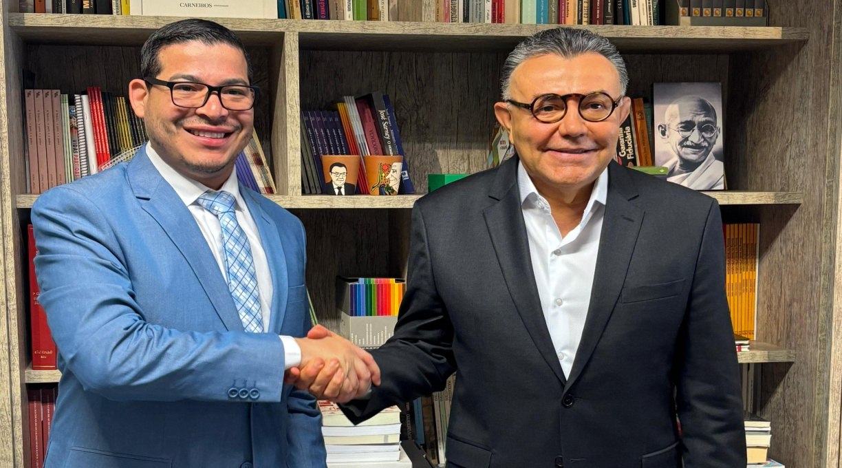 Vereador Vinícius Amoroso fortalece articulação nacional em visita à Fundação João Mangabeira em Brasília 1