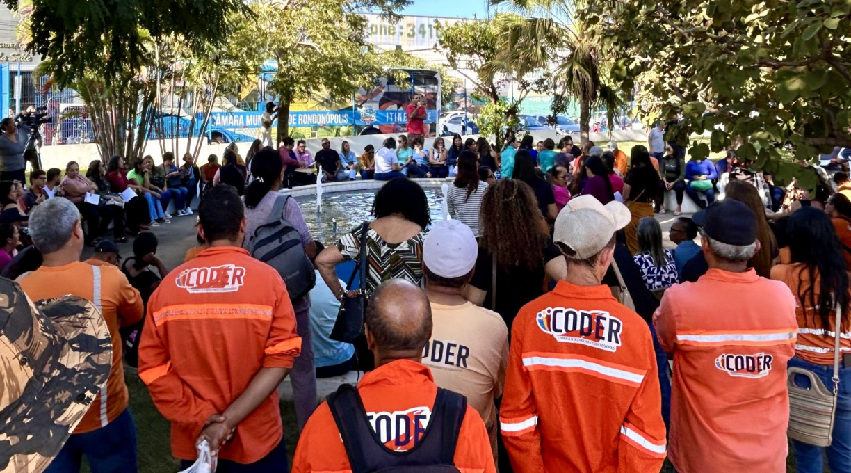 Servidores da CODER param por três dias e preparam grandes mobilizações na cidade 1