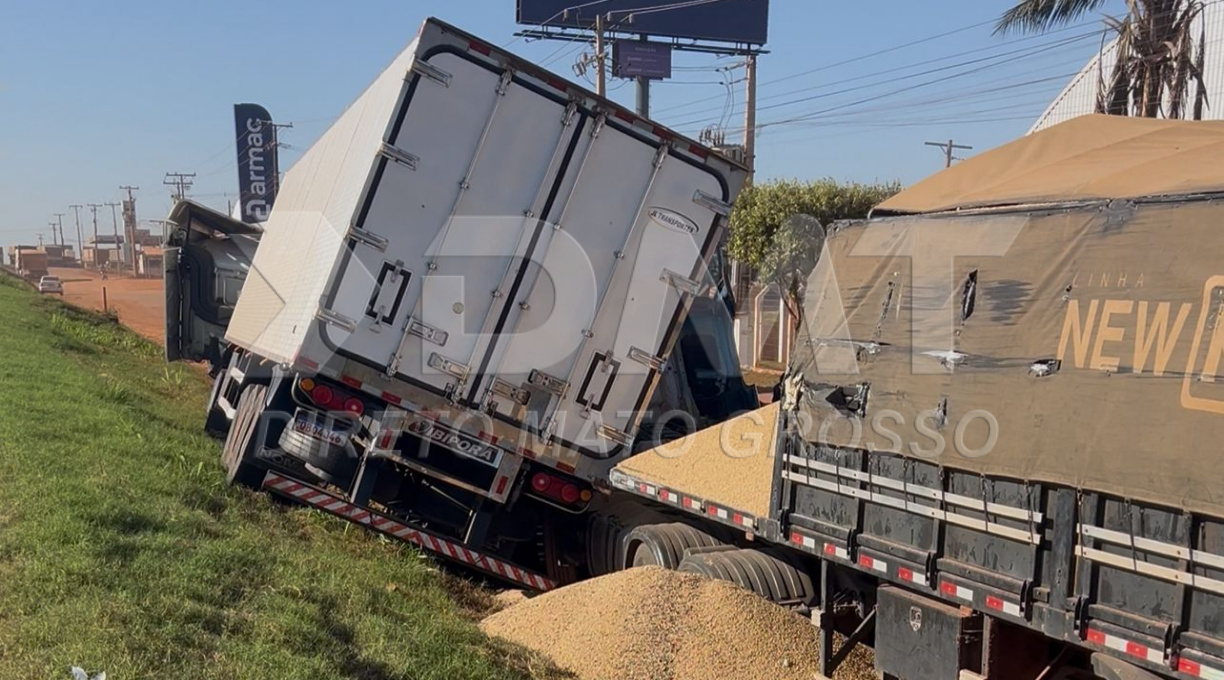 Batida entre três carretas em Rondonópolis resulta em um caminhoneiro socorrido pela Rota do Oeste 1