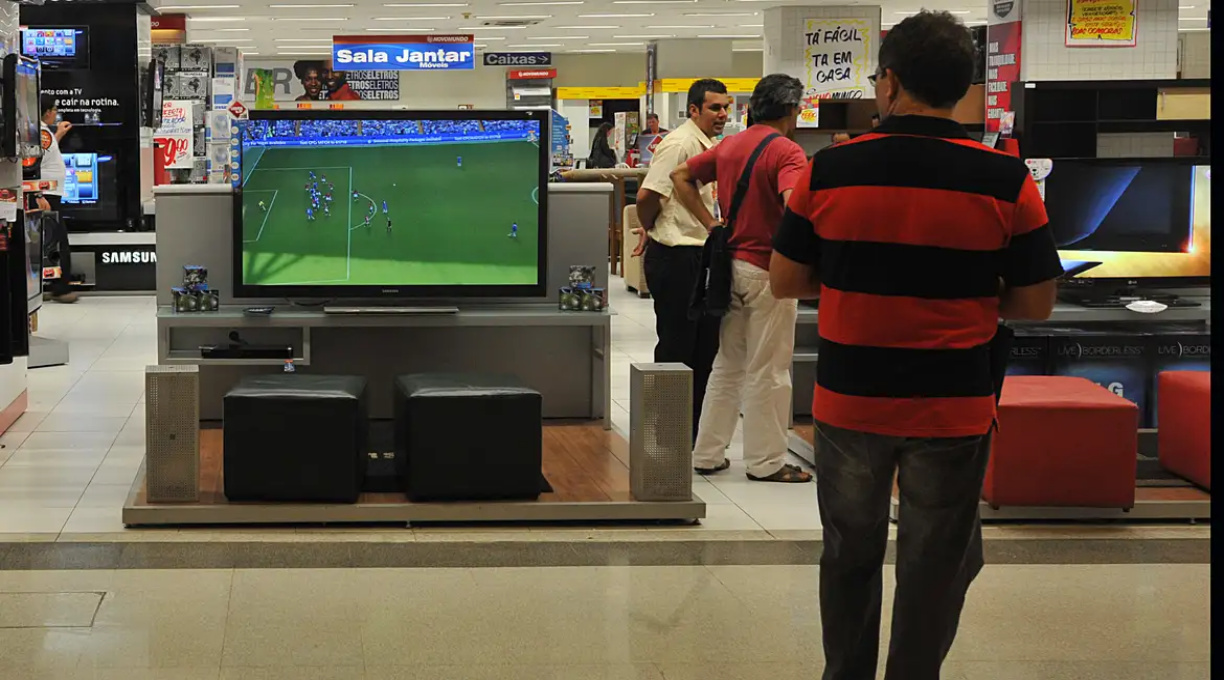 Vendas no comércio recuam 0,1% em junho, 3º mês seguido de queda 1