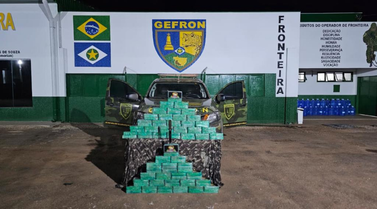 Gefron apreende 101 quilos de cocaína e causa prejuízo de R$ 1,8 milhão às facções criminosas 1