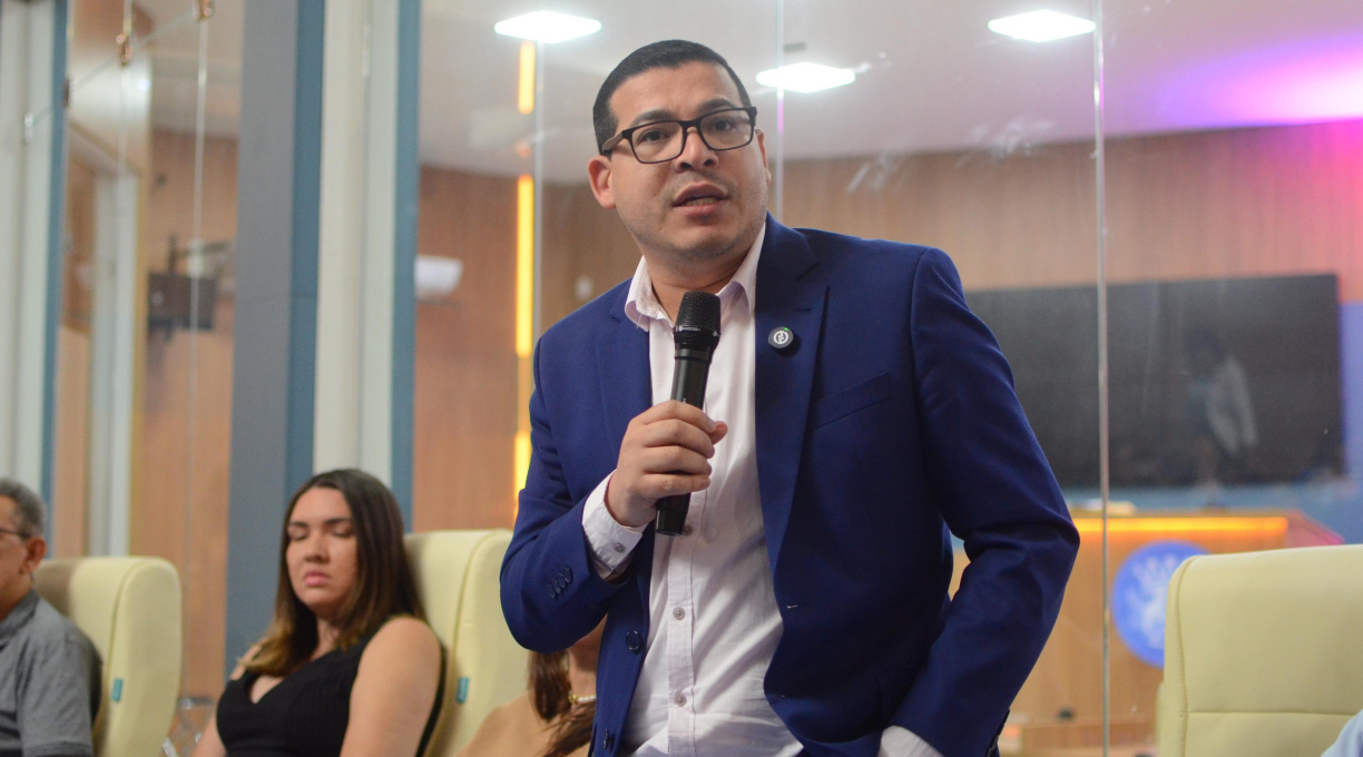 Vinicius Amoroso cobra avanços e apresenta propostas durante audiência pública sobre o Plano Municipal de Saúde 1