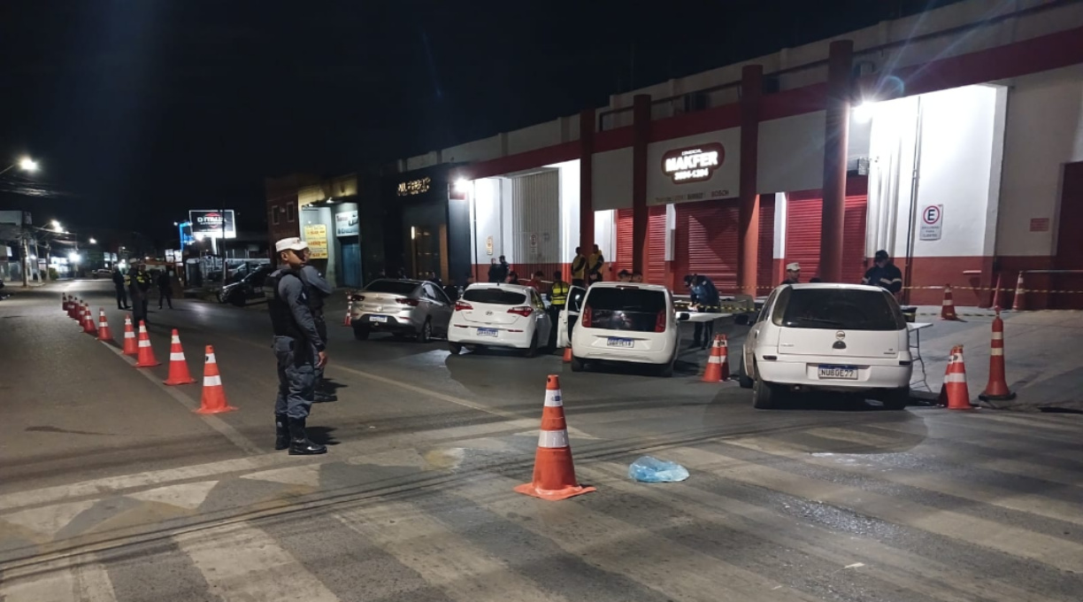 Operação prende sete condutores embriagados e remove 40 veículos em Várzea Grande 1