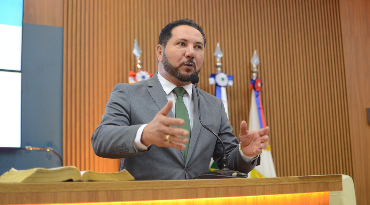 Vereador Investigador Gerson aparece com destaque em pesquisa para Deputado Federal em Mato Grosso 1