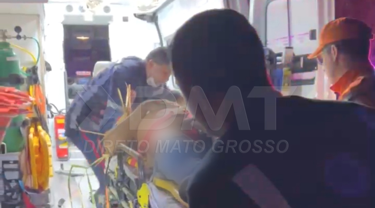 Bandido tornozelado rouba carro, faz uma criança refém e, na fuga, entra em confronto com a PM e é baleado 1