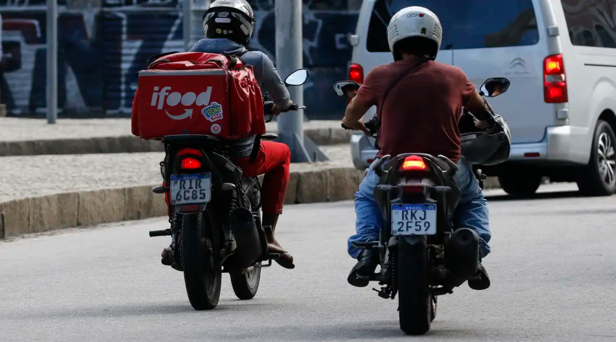 Câmara aprova urgência para votar vale-refeição para entregadores 1