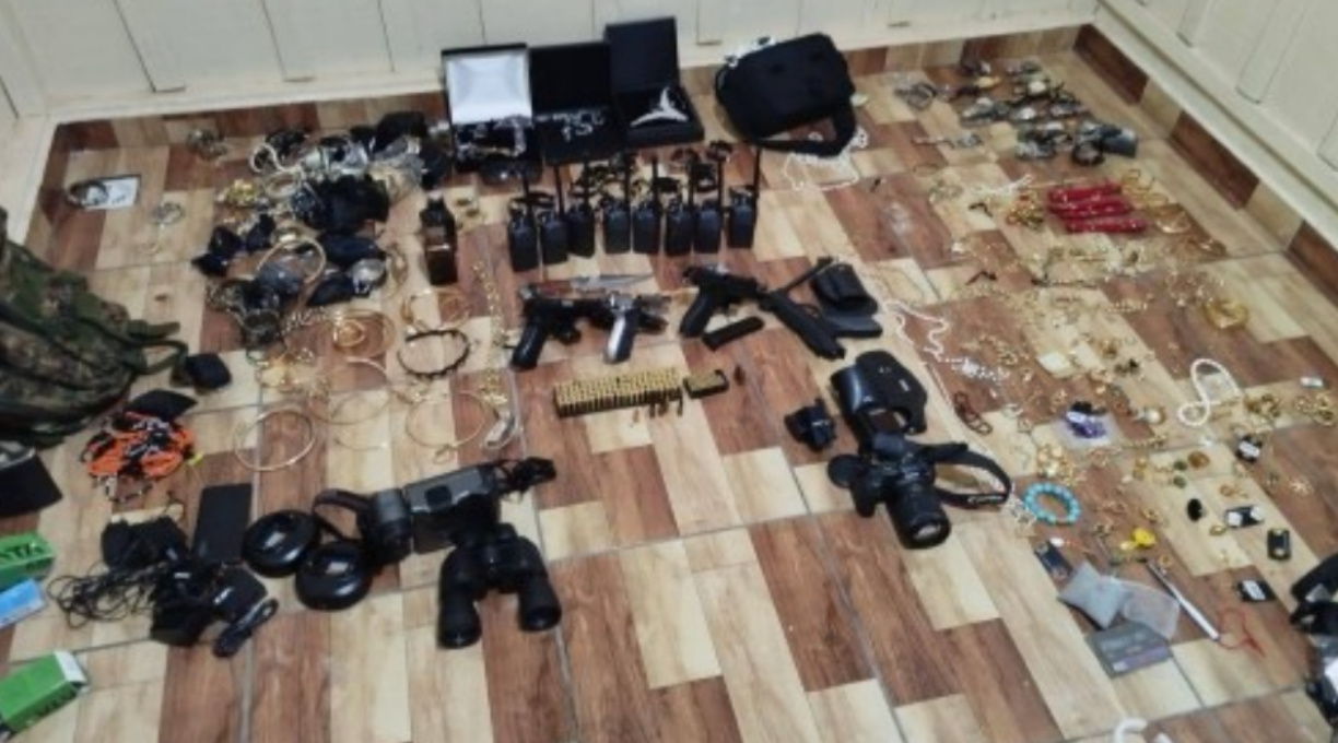 Trio morre em confronto com a PM após invadir residência, amarrar vítimas e cometer roubo 1