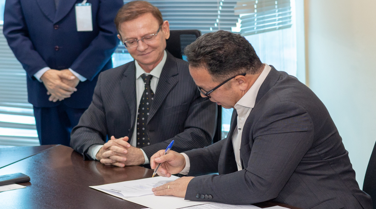 Assinada parceria entre judiciário e prefeitura para homologação dos acordos do Procon 1