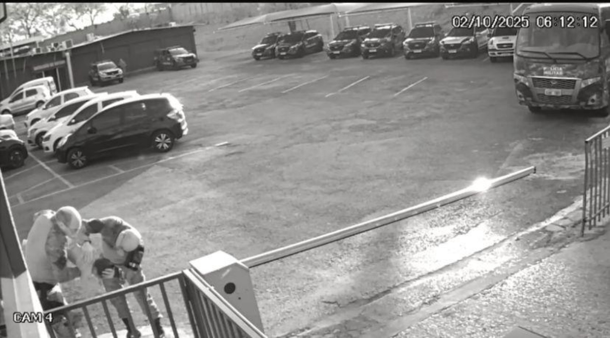 Policiais militares salvam criança engasgada no Batalhão Rotam em Cuiabá 1