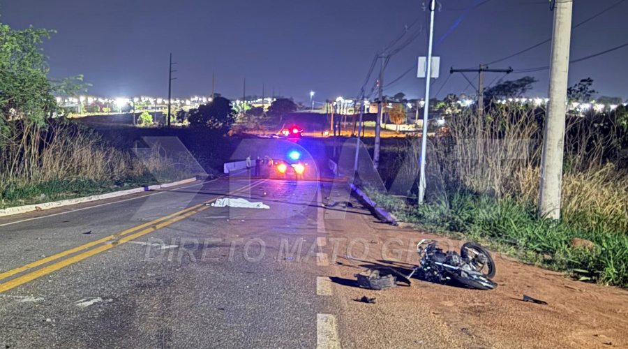 Colisão seguida de capotamento no Anel Viário, envolvendo três veículos, resulta em uma pessoa morta e outras duas feridas 1