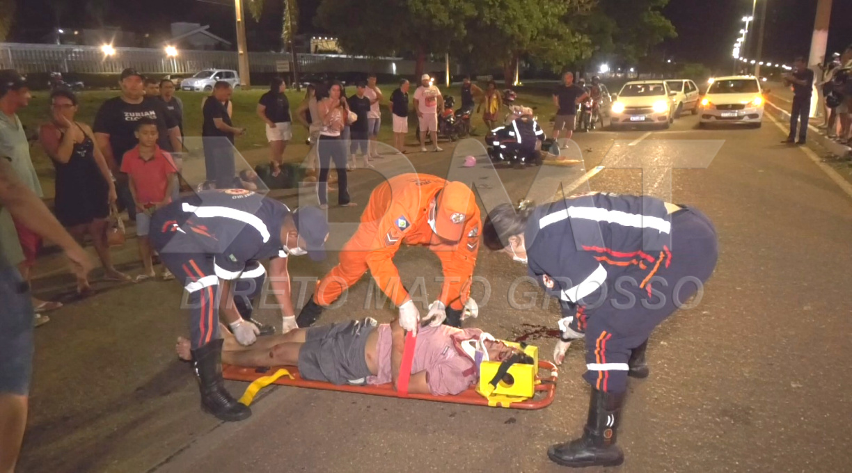 Colisão traseira entre moto Biz e Yamaha Fazer, na Avenida dos Estudantes resulta em três pessoas feridas 1