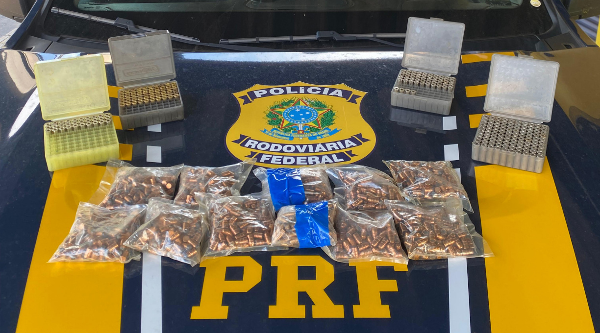 Dois homens foram detidos pela PRF em Rondonópolis com mais de mil munições de uso restrito 1