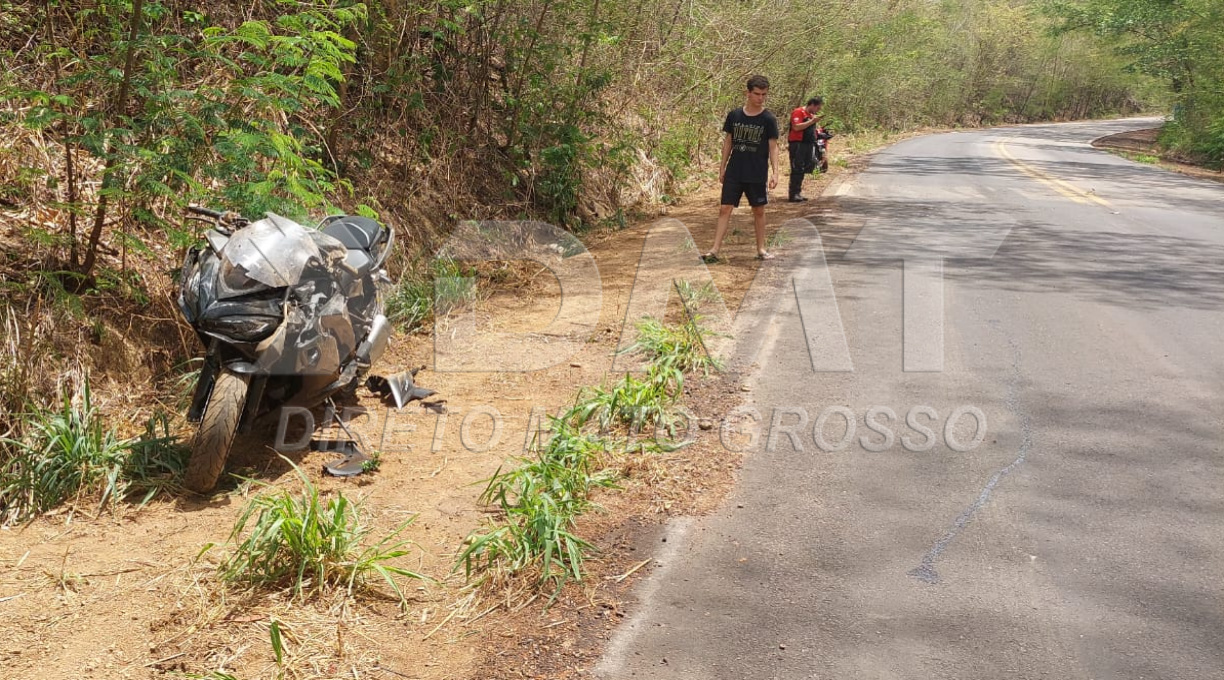 Idoso é socorrido e encaminhado ao Hospital Regional após queda com moto de alta cilindrada na MT-270 1