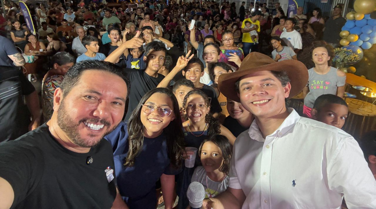 Mais de mil pessoas participam da reinauguração do Gabinete no Bairro e da comemoração de aniversário do vereador Investigador Gerson 1