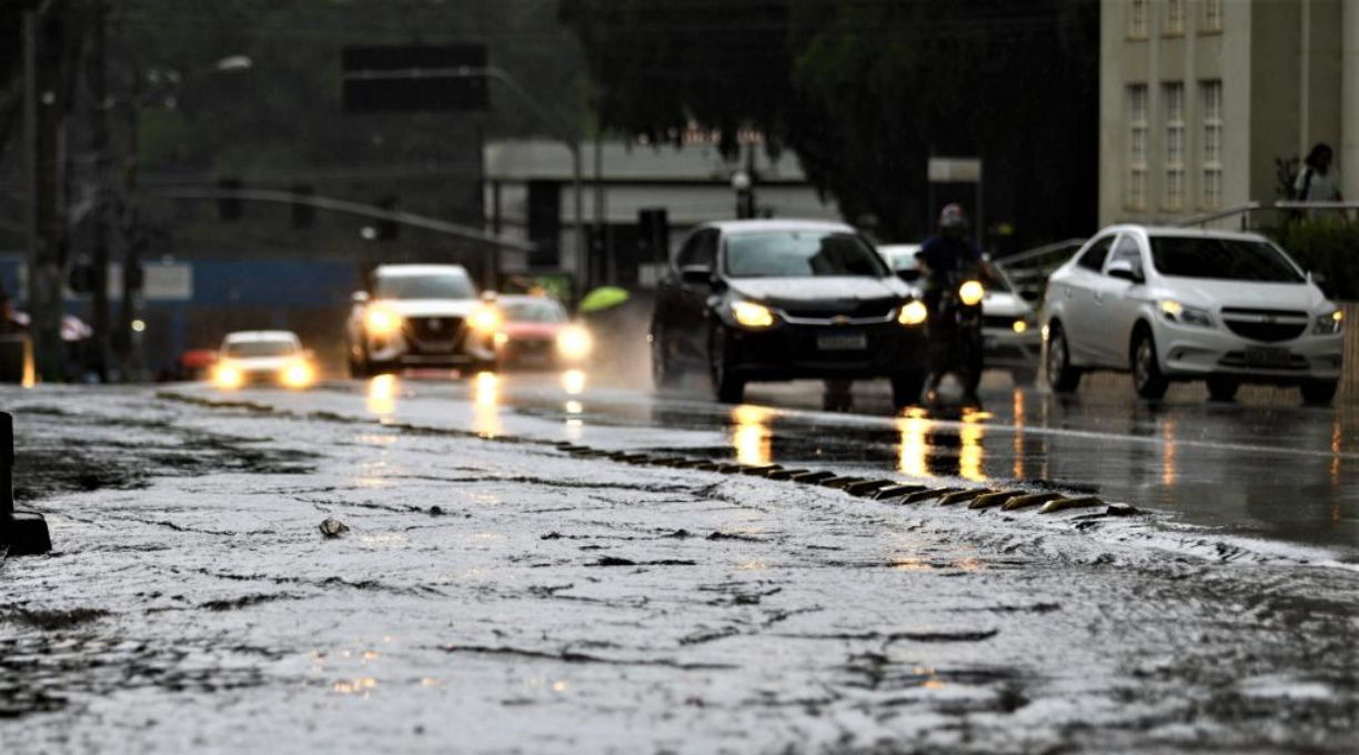 Defesa Civil reforça orientações para cuidados no período de chuvas intensas 1